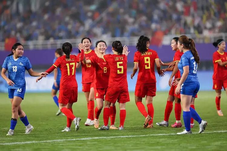 中国女足半场8比0蒙古女足